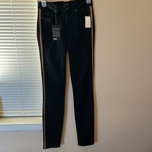 Black jeans from Paige never been worn at all with tag size 25 in women